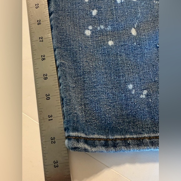 Rocawear Mens Classic Straight Leg Jeans with Artistic Bleach Pattern Tag Sz 44 - Picture 10 of 15